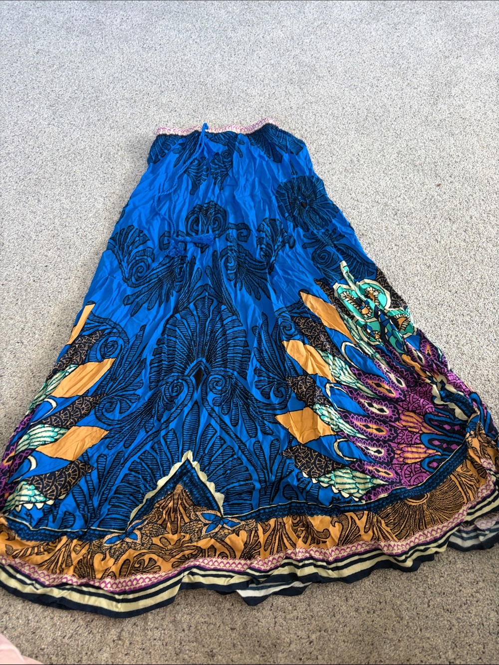 Forever 21 like new Blue Patterned Boho Maxi Skirt